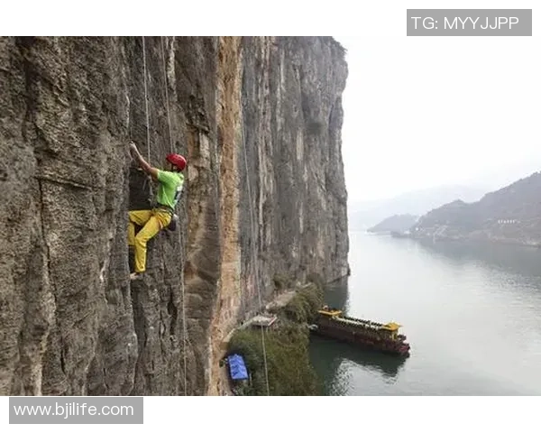 重庆攀岩队在全国速度排行榜中荣获第五名展现出卓越实力与团队精神